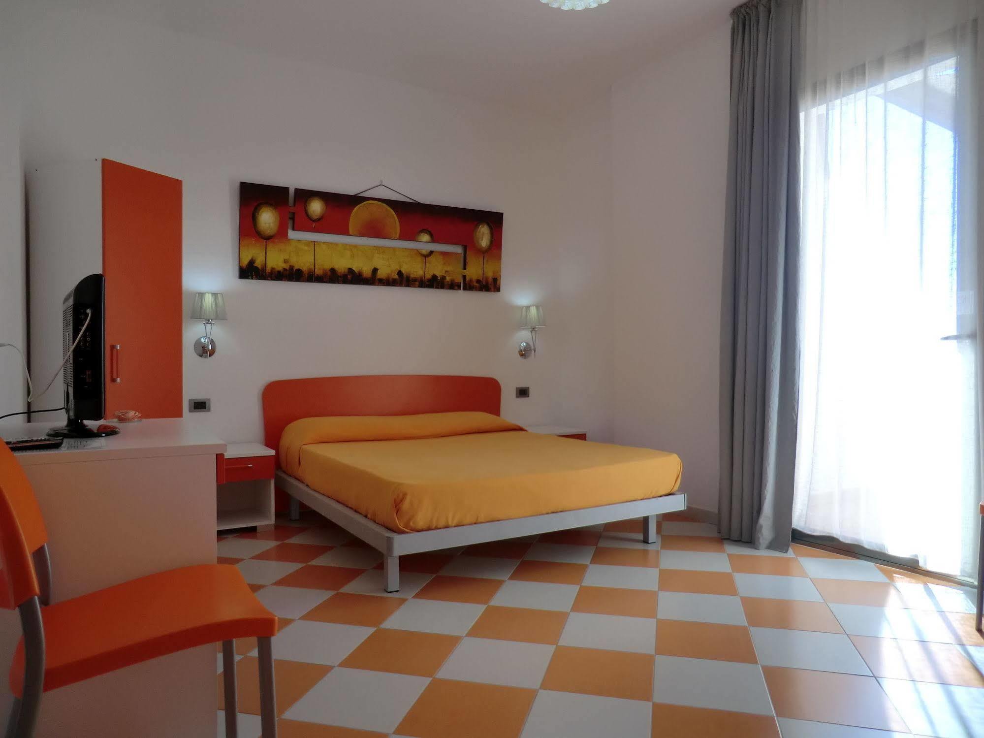 Mediterraneo Mare E Sole Marina di Palma Ngoại thất bức ảnh